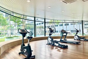 Gym - Puchong SkyPod Residence 1-10pax next to IOI Mall Wi-Fi MRT (Puchong)