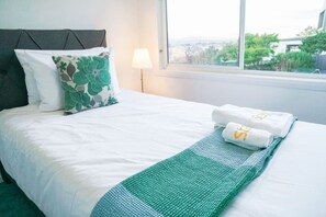 Desk, iron/ironing board, travel cot, WiFi