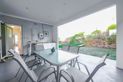 StayAU Newly Luxe 6BR Cradle Mountain w/fireplace