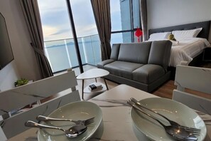 Room - Andromeda Condominium Seaview Amazing Room (Pattaya)