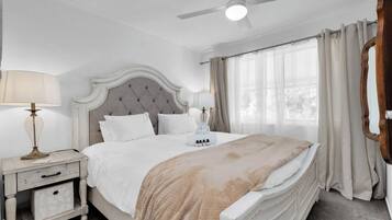 3 bedrooms, WiFi, bed sheets