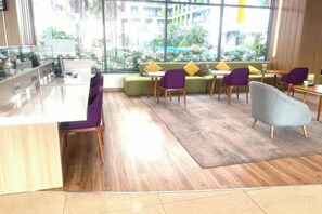 Unclassified image, 2 of 25, button - Republic Plaza -Luxury condo with pool, close to airport (Ho Chi Minh City)