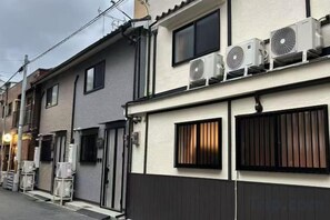 Unclassified image, 5 of 14, button - ASOBO OSAKA Kuromon 3rd (Osaka)