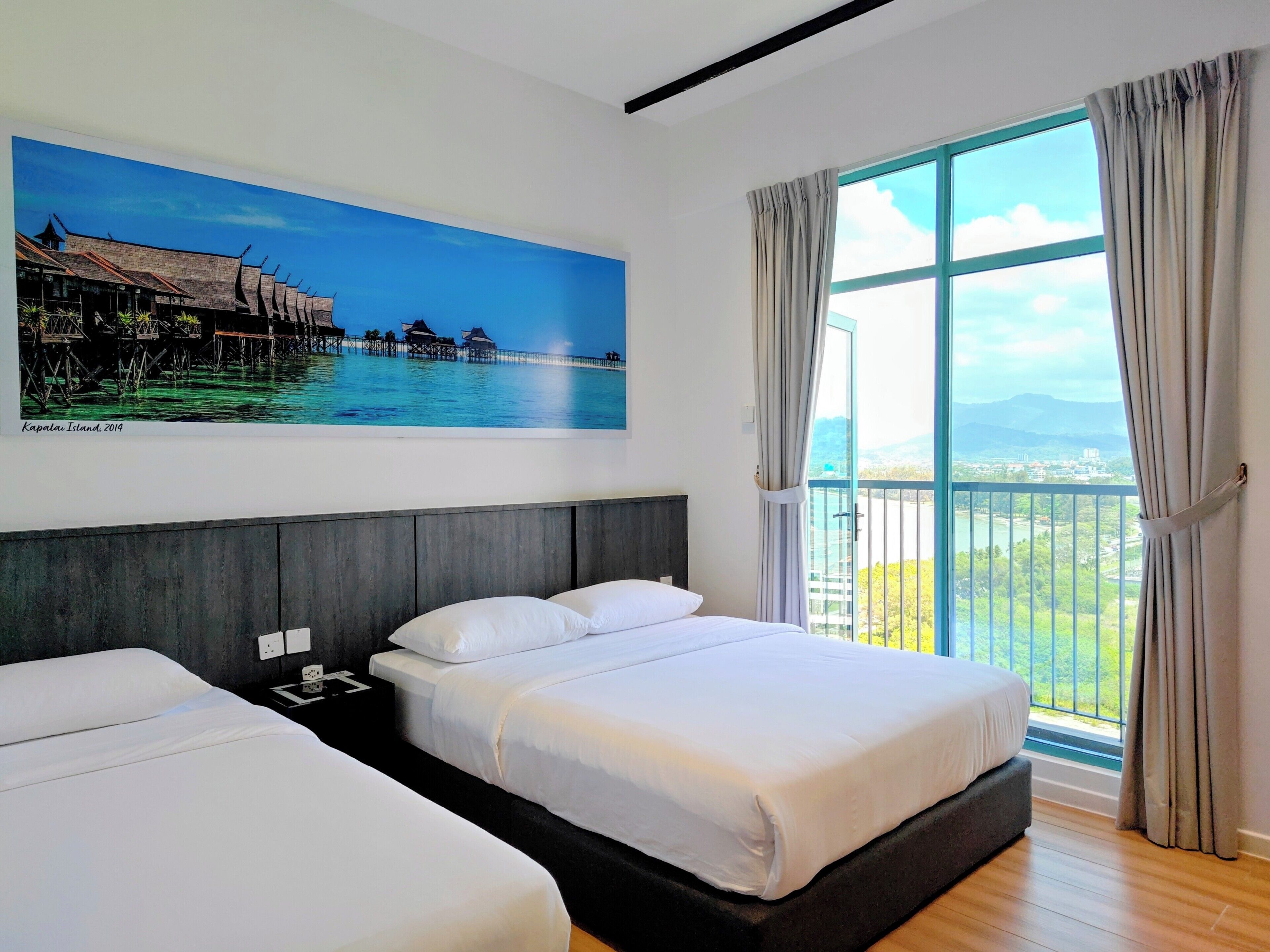 Apartamento superior, balcón, vistas al mar | Wifi gratis y ropa de cama