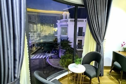 KHÁCH SẠN THƯ LÊ