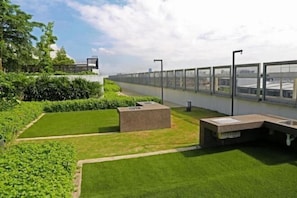 Exterior - MidValley Southkey Mosaic 6-9pax Netflix-SmartTV70inch (Plentong)