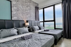 Room - MidValley Southkey Mosaic 6-9pax Netflix-SmartTV70inch (Plentong)