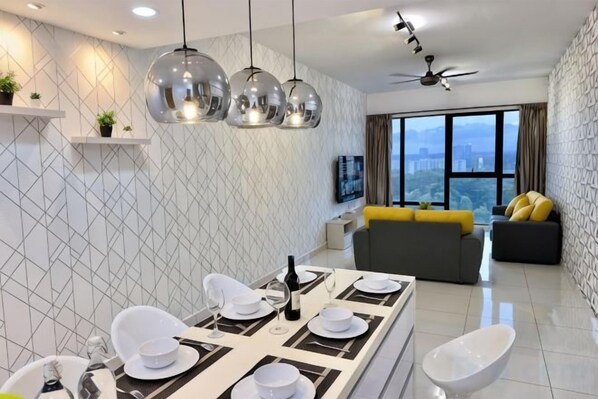 Unclassified image, 1 of 9, button - MidValley Southkey Mosaic 6-9pax Netflix-SmartTV70inch (Plentong)