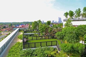 Room - MidValley Southkey Mosaic 6-9pax Netflix-SmartTV70inch (Plentong)