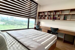 Unclassified image, 3 of 55, button - HKG - Vinhome GreenBay - Green apartment in Hanoi (Hanoi)