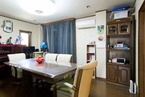 Unclassified image, 5 of 25, button - Tokyo Wenjuan's Guesthouse (Tokyo)