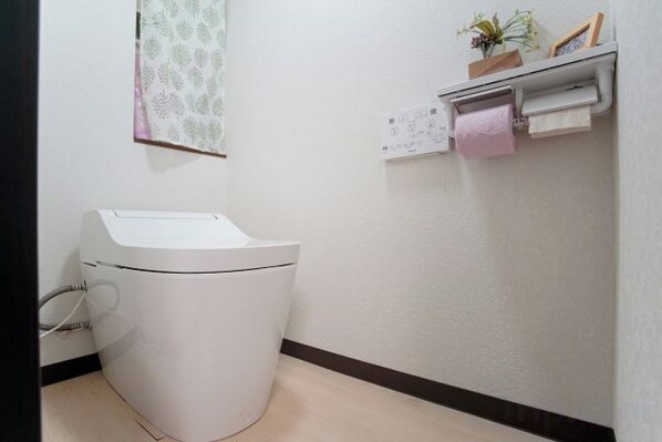 Unclassified image, 1 of 25, button - Tokyo Wenjuan's Guesthouse (Tokyo)