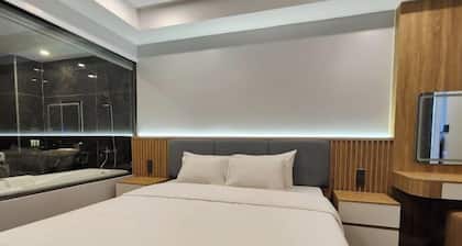 Lucky Phoenix Hotel & Apartment