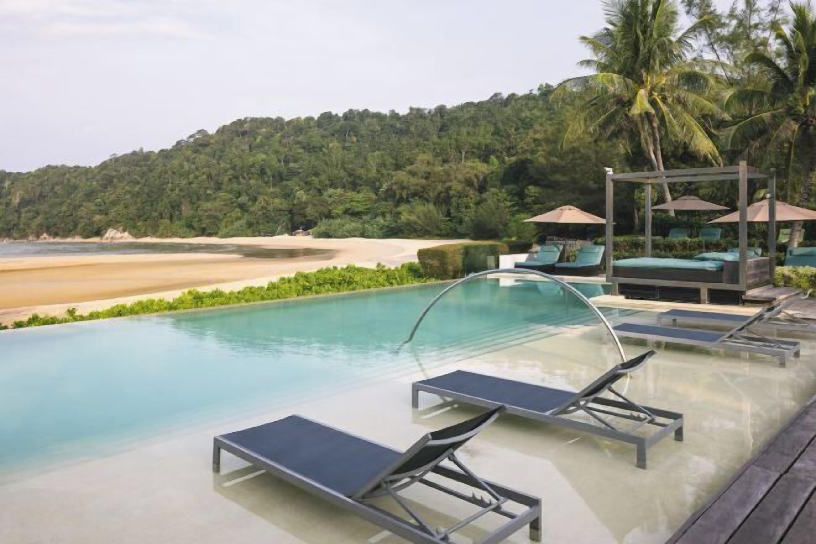 Kolam renang terbuka