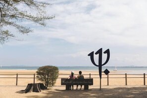 Private beach nearby, beach volleyball - Club Med Cherating Beach (Balok)