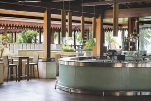 Bar (on property) - Club Med Cherating Beach (Balok)