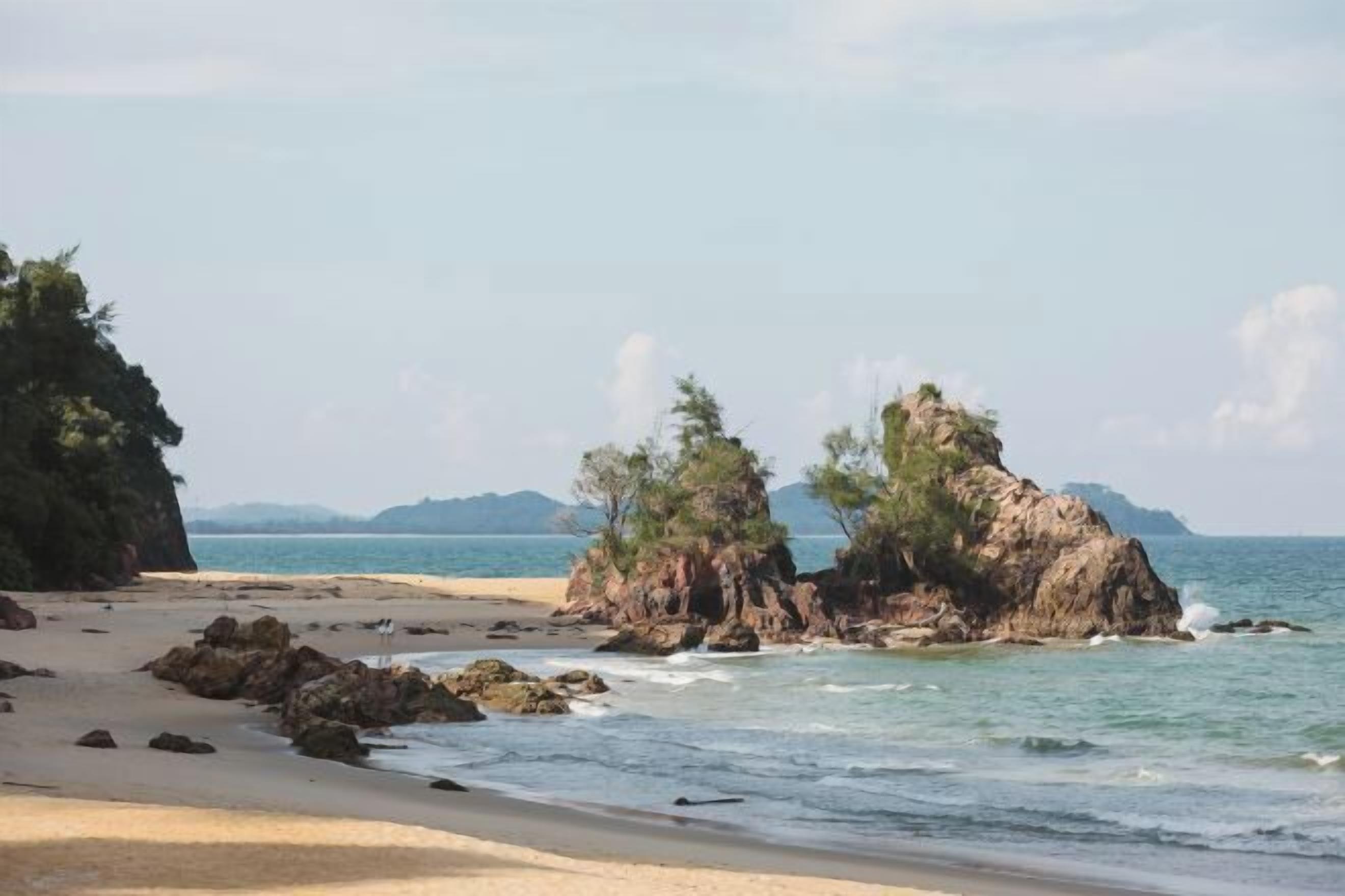 Pantai persendirian berhampiran, bola tampar pantai 