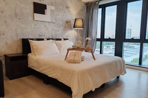 Unclassified image, 4 of 26, button - Pavillion Bukit Jalil 【Walk 2 mins】Stylish Lily Studio 2-4 Pax (Kuala Lumpur)
