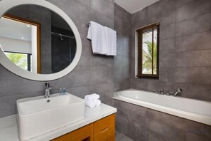 Unclassified image, 4 of 31, button - Your Homes Sunrise City Premium (Ho Chi Minh City)