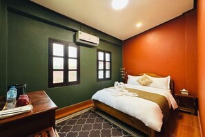 Room - Lao Hmong Hotel(Luang Prabang Old Town Center Store near JC Supermarket) (Luang Prabang)