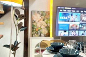 Dining - Thompson Suites High Street (Fort Victoria) (Taguig)