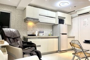 Private kitchen - Thompson Suites High Street (Fort Victoria) (Taguig)