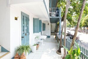 Property grounds - Chair Riverside Villa (Luang Prabang)