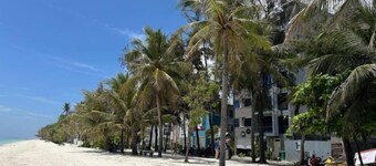 Beach Stay by Wahuj Maldives