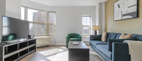 Télévision, chaîne hi-fi