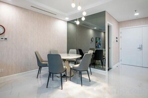 Unclassified image, 2 of 28, button - The Suite Landmark - Vinhomes Central Park (Ho Chi Minh City)