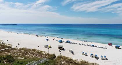 Sterling Breeze #604 Beachfront Condo w/ Balcony, Pool, Hot Tub & Pier Park