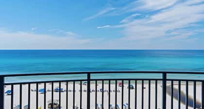 Sterling Breeze #604 Beachfront Condo w/ Balcony, Pool, Hot Tub & Pier Park