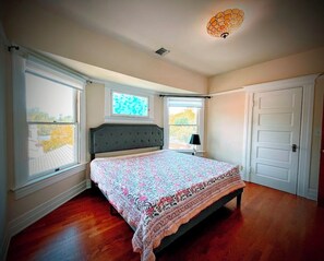 4 sovrum, strykjärn/strykbräda, internet och sängkläder