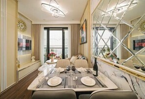 Room - Ember Housing - Vinhomes Smart City Luxury Apartment Ha Noi (Hanoi)