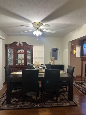 تناول الطعام