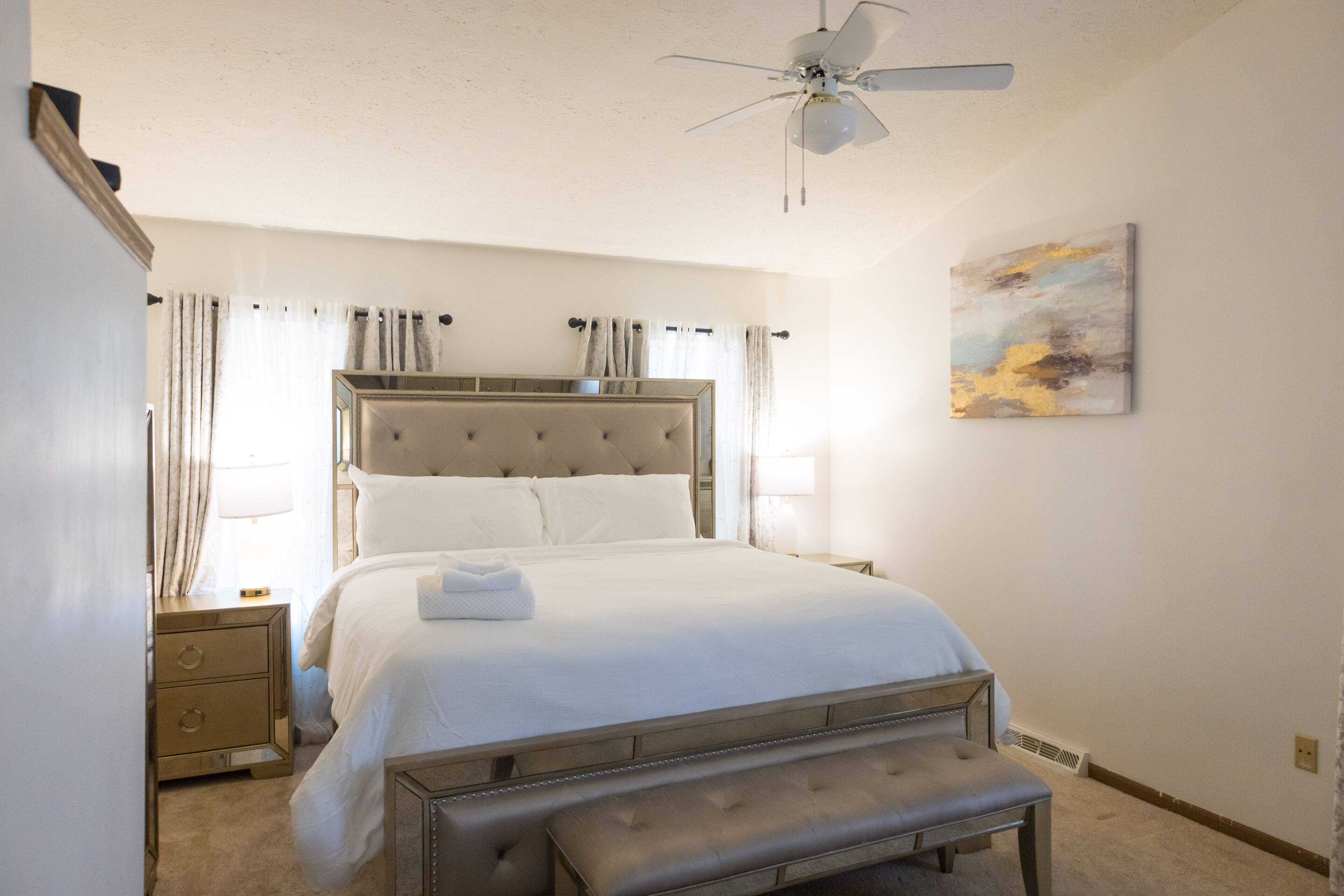 3 habitaciones, tabla de planchar con plancha y wifi gratis 