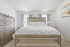 3 dormitorios, tabla de planchar con plancha, wifi gratis y ropa de cama