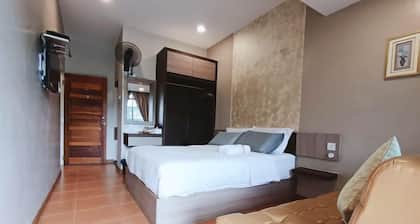 Lung Tok Enterprise Tea house homestay