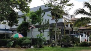 Bahagian dalam