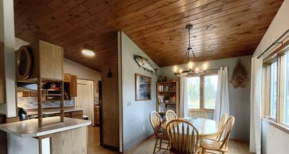 Fabulous 3 bedroom house in Kenai.
Valhalla-Villa
