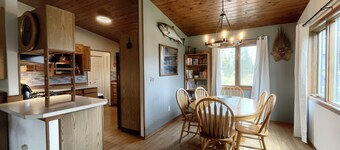 Fabulous 3 bedroom house in Kenai. 
Valhalla-Villa