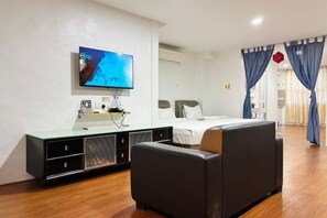 Room - Hotel Traveler's Majestic Retreat, Located in the Heart of Melaka (Melaka)