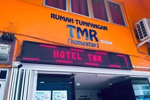 Unclassified image, 4 of 19, button - Hotel Traveler's Majestic Retreat (HOTEL TMR), Located in the Heart of Melaka (Melaka)
