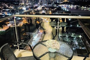 Unclassified image, 2 of 35, button - Kuching City Center Riverine Apartment With Balcony & City Views (Kuching)