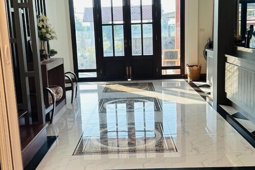 Baan Prapassarakom HomeStay& Cafe