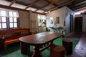 Interior - Hug Pai Boutique Hostel (Pai)