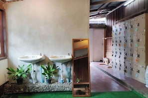 Interior - Baanpai Hostel (Pai)