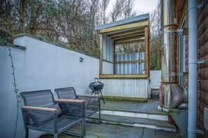 Room - The Lodge - 1 Bedroom - Freshwest Beach Retreat (Pembroke)