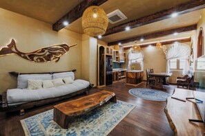 Room - Little Sun Homestay - Free Buggy Tour Check-in Sunset Town (Phu Quoc Island)