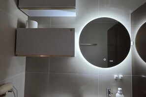 Bathroom - JeJuHahastay (Jeju)